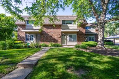 Main picture of 533 Longshore Dr