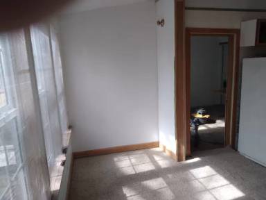 Main picture of 112 E Maywood Ave