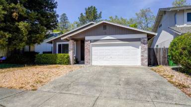 Main picture of 1420 Garrett Ct