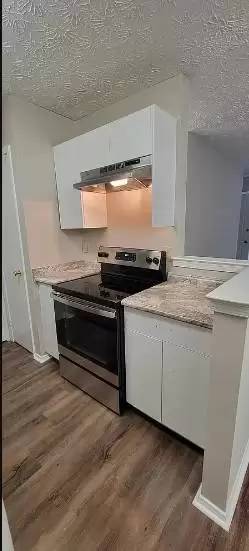 Main picture of Eastdale Oaks Apartments