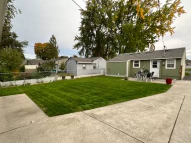 Main picture of 1411 E Nebraska Ave