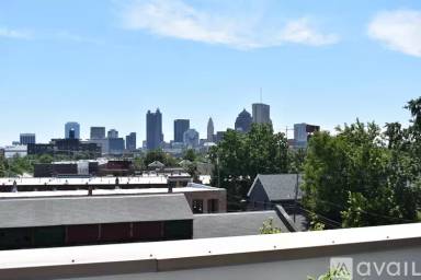 Main picture of 825 N 4th St