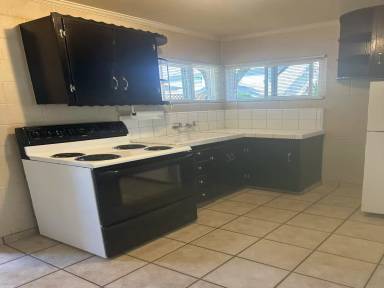 Main picture of 308 Figueroa St