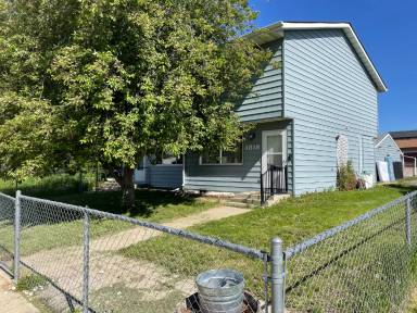 Main picture of 1840 30th St W