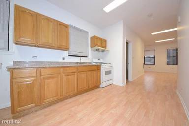 Main picture of 3604 S Lowe Ave