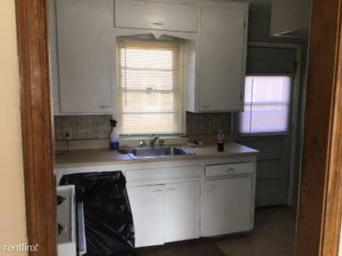 Main picture of 6920 E Lincoln St