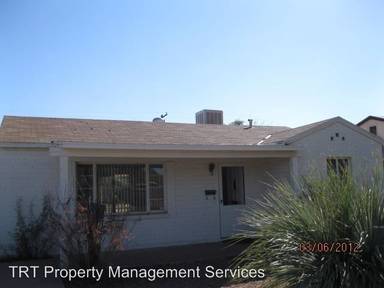 Main picture of 2806 E Waverly St