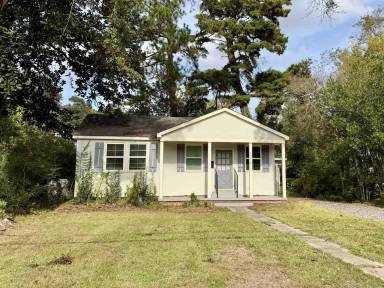 Main picture of 4717 Orchid St