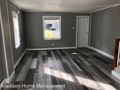 Main picture of 327 Delong Ave