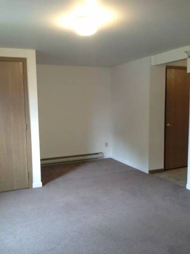 Main picture of 142 E Bald Eagle St