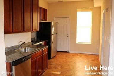 Main picture of 2301 S Ridgeway Ave