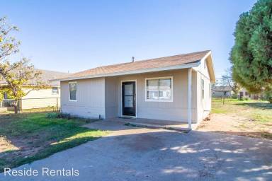 Main picture of 2819 Baylor St