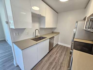 Main picture of 66 Shoreline Ct