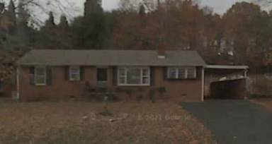 Main picture of 1015 Middlesettlements Rd