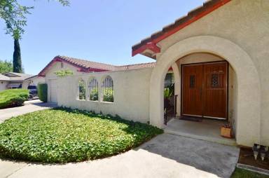 Main picture of 312 Roxanne Dr