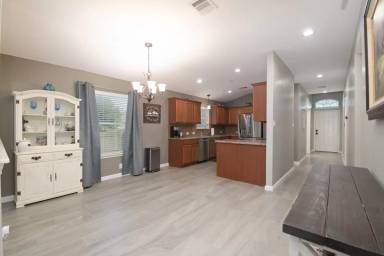 Main picture of 2147 Echo Hills Dr