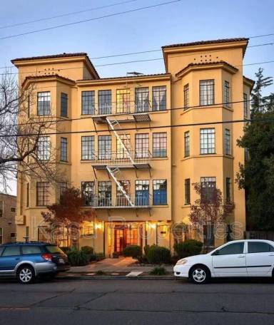 Main picture of 1332 Shattuck Ave