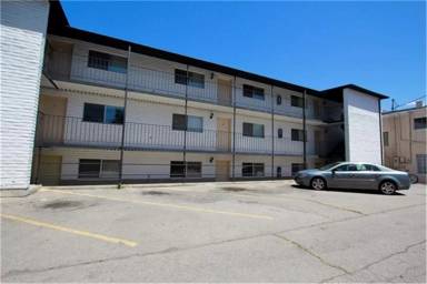 Main picture of 136 S 300 W