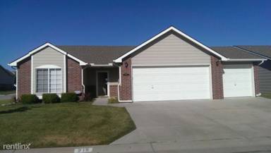 Main picture of 2022 S Webb Rd
