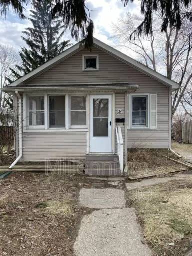 Main picture of 34 E Yale Ave