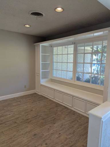 Main picture of 6108 Nashville Ave