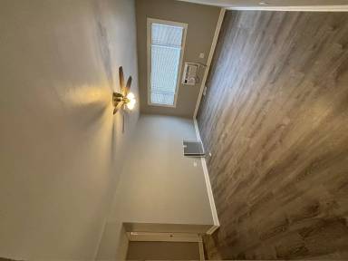 Main picture of 392 Hickory St