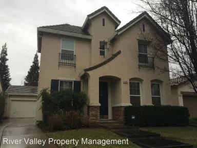 Main picture of 1853 Ivycrest Way