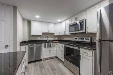 Main picture of 2207 Aurora Dr