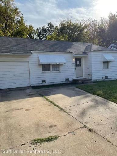 Main picture of 703 N New Haven Ave