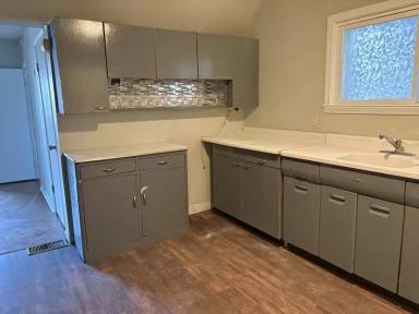 Main picture of 941 Tonawanda Street