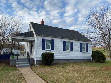 Main picture of 1400 Carter St