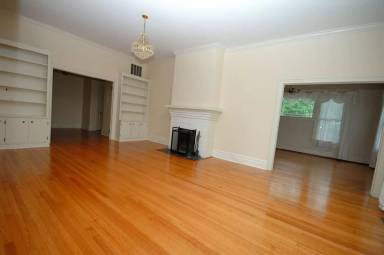 Main picture of 105 S Pineview Ave