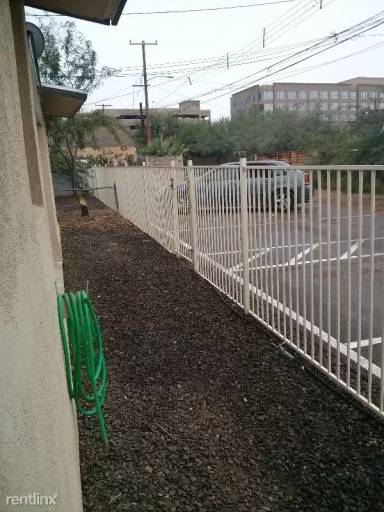 Main picture of 136 N 10th Ave