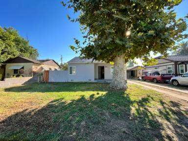 Main picture of 3229 N Stoddard Ave