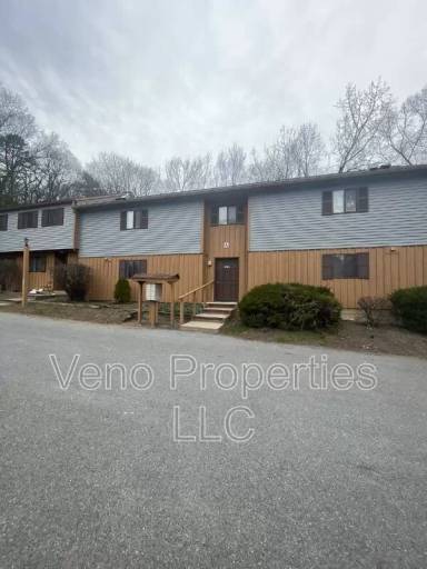 Main picture of 40 McIntyre St