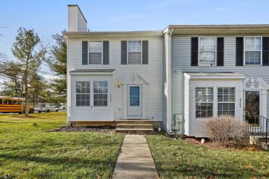 Main picture of 6702 Mallard Ct