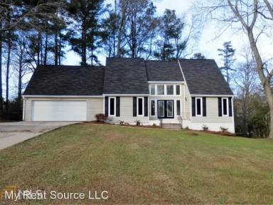 Main picture of 6782 Oakland Dr