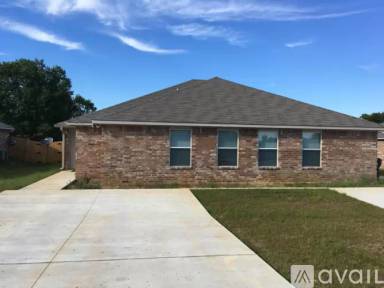 Main picture of 16145 County Road 431