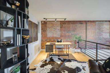 Main picture of 1213 N Harvey Ave