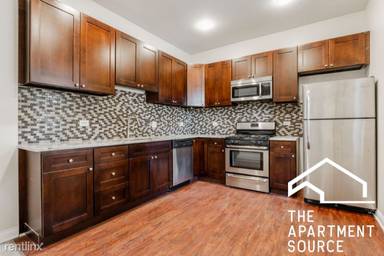 Main picture of 2252 W Lawrence Ave