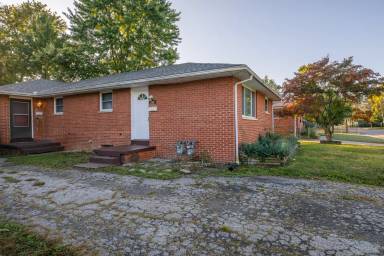 Main picture of 110 Collingwood Ave