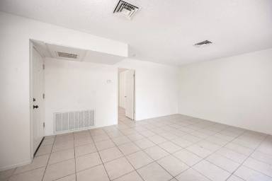 Main picture of 4729 Nara Vista Way
