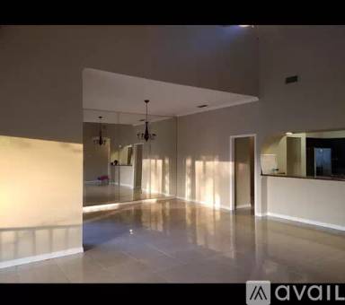 Main picture of 40 Alvarado Ave
