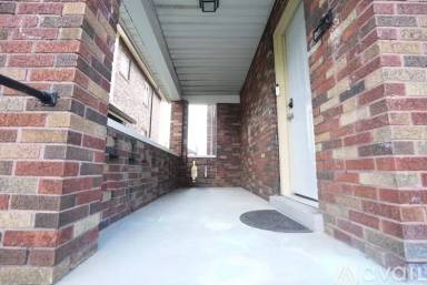 Main picture of 1441 Yarmouth Ave