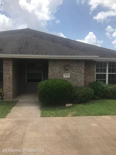 Main picture of 3605 Oldenburg Ct