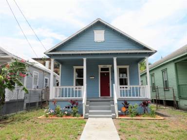 Main picture of 2318 W Arch St