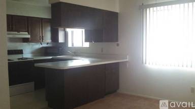 Main picture of 508 E 31st St