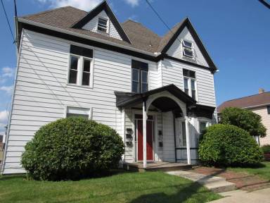 Main picture of 758 Locust St