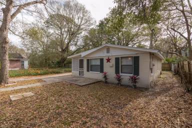 Main picture of 1504 W 33rd St