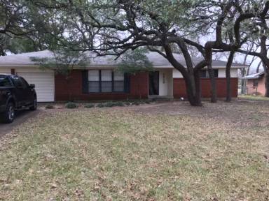 Main picture of 7716 Delhi Rd